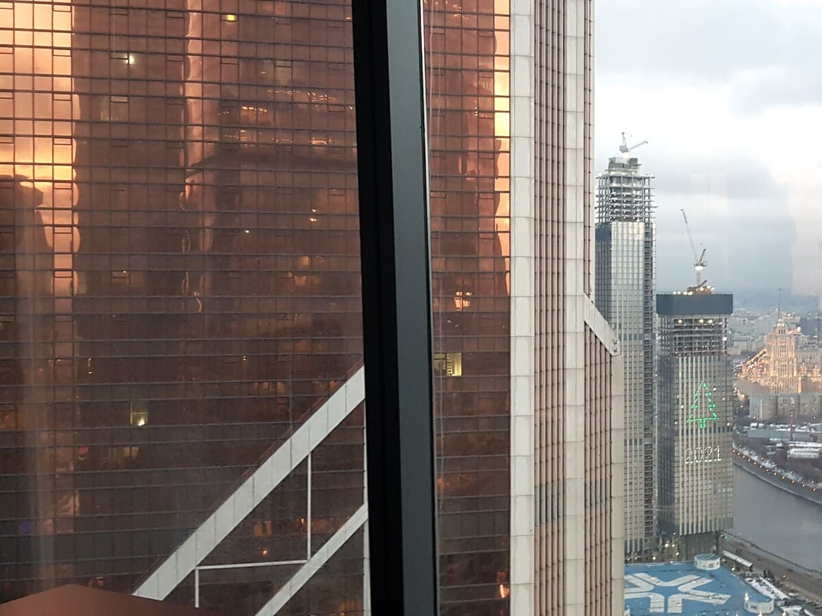 Офисы от 950 до 1100 кв.м. в аренду и продажу в Москве и Московской области